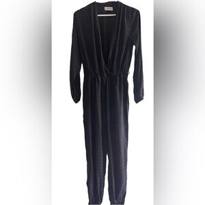 Carly Jean Los Angeles Classic Black Jumpsuit Long Sleeve Women’s Medium